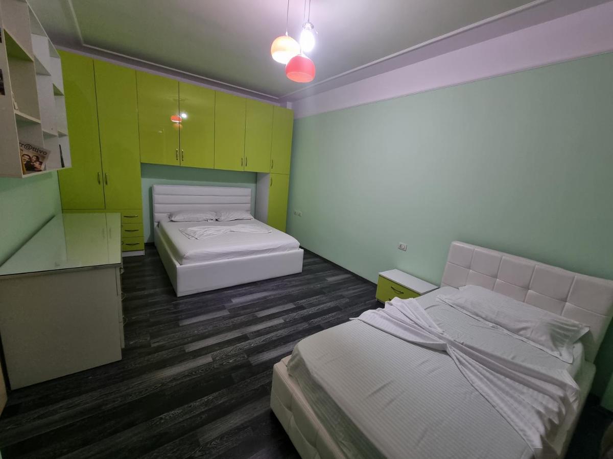 Moonshine Apartament Тирана Екстер'єр фото
