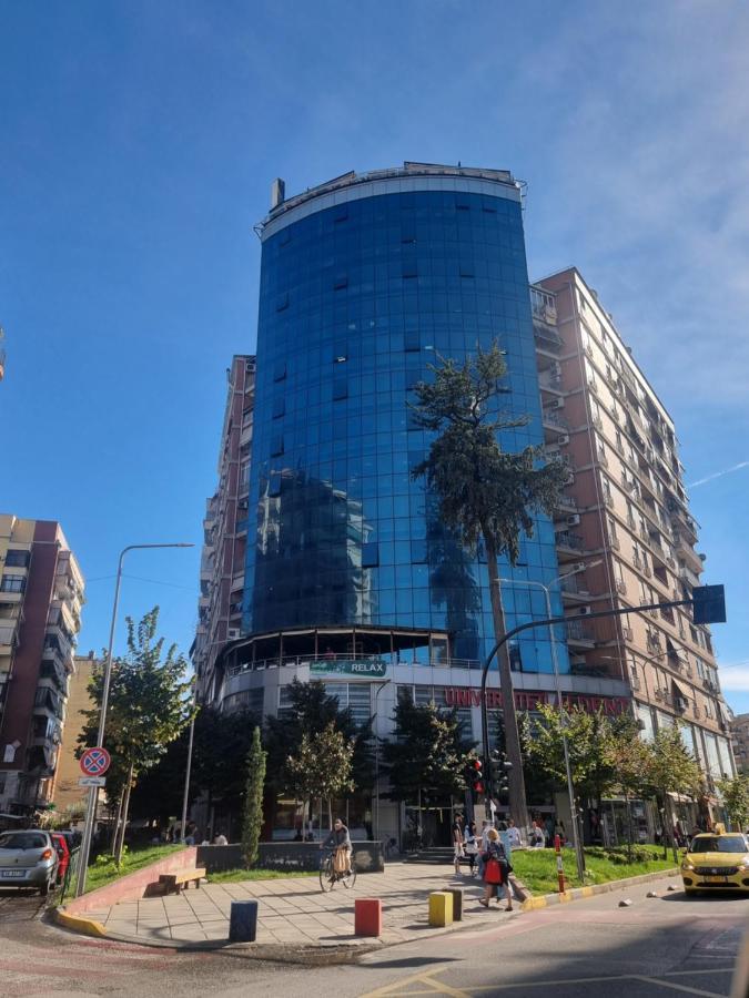 Moonshine Apartament Тирана Екстер'єр фото