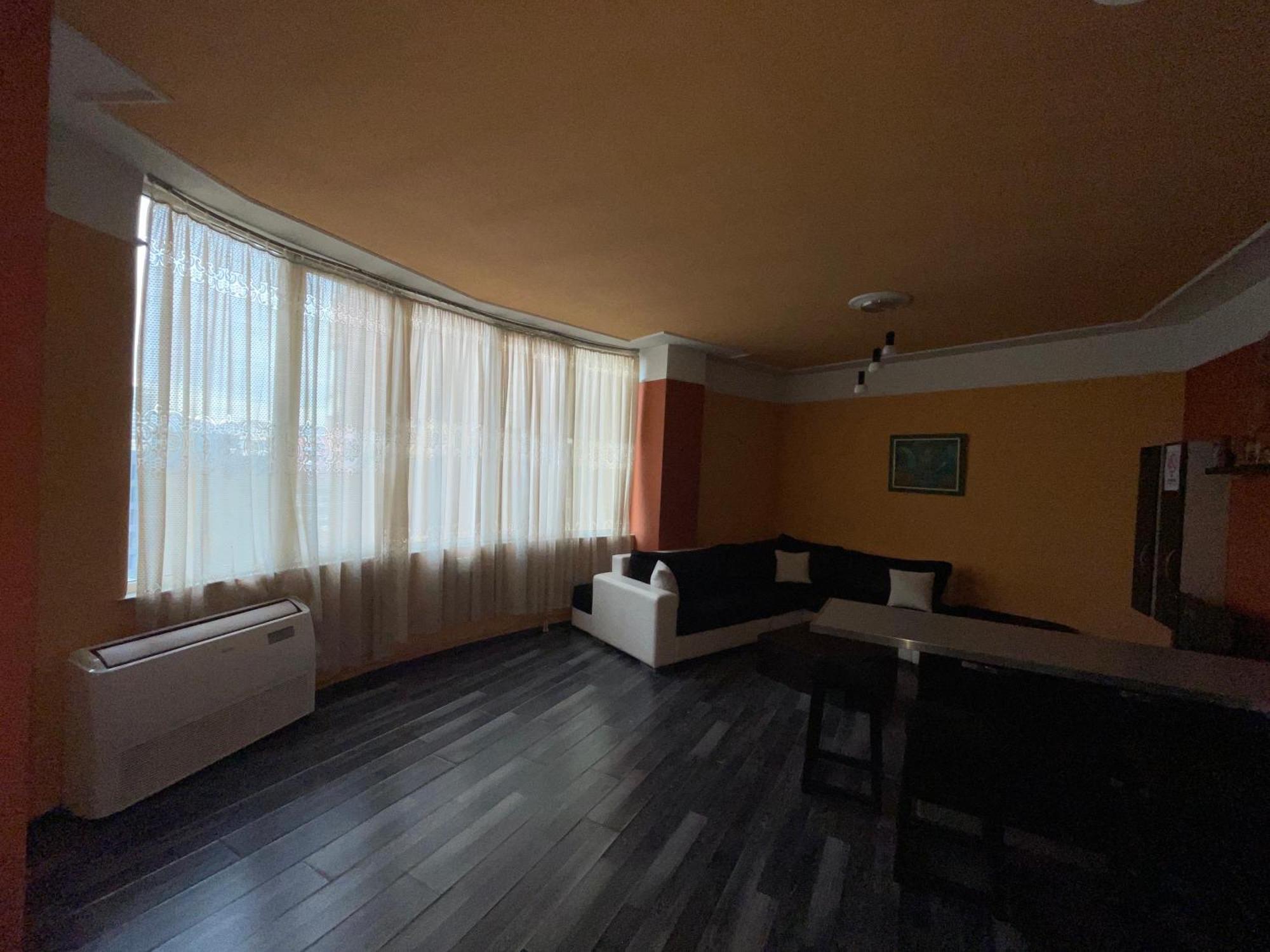 Moonshine Apartament Тирана Екстер'єр фото