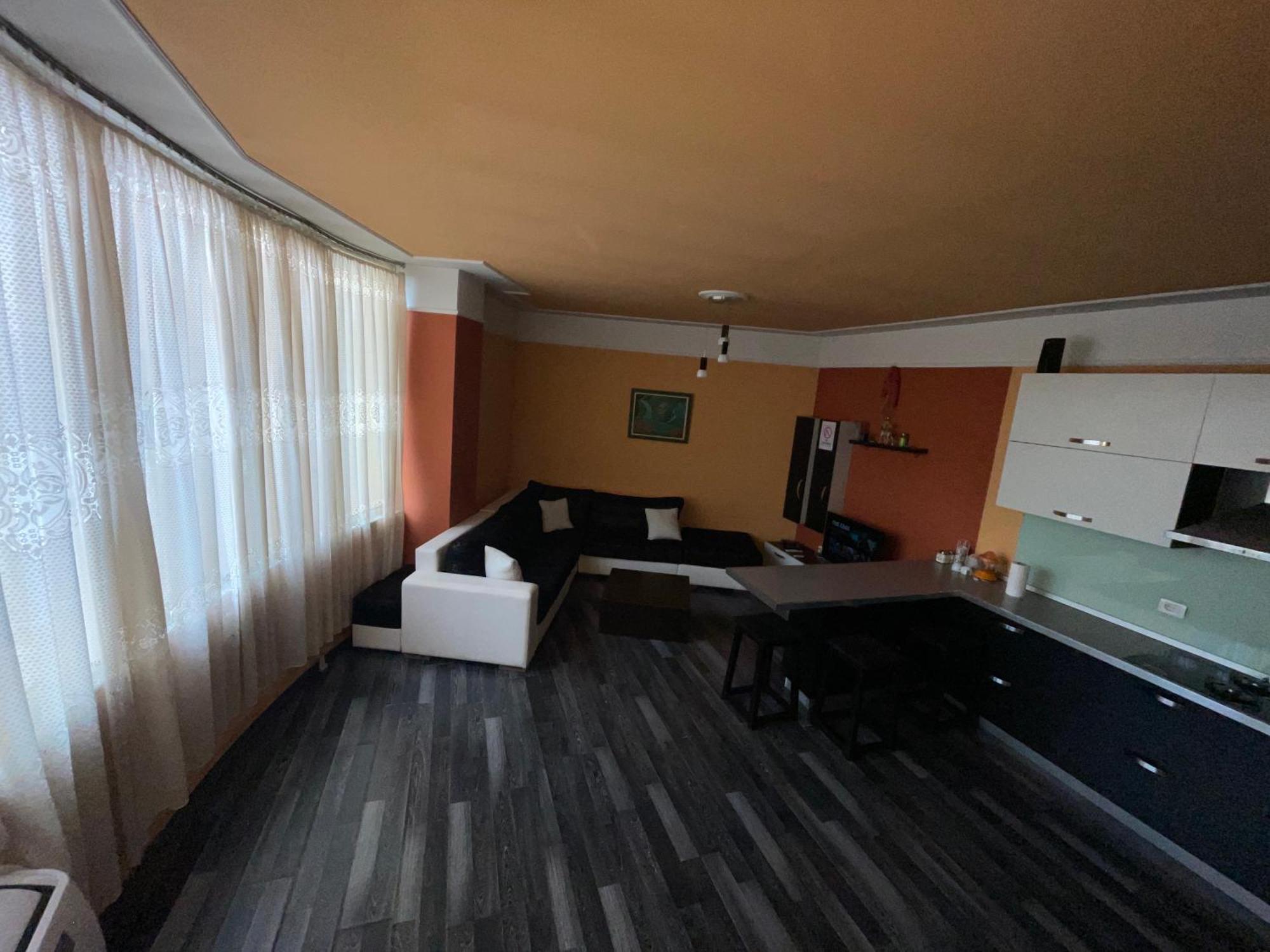 Moonshine Apartament Тирана Екстер'єр фото